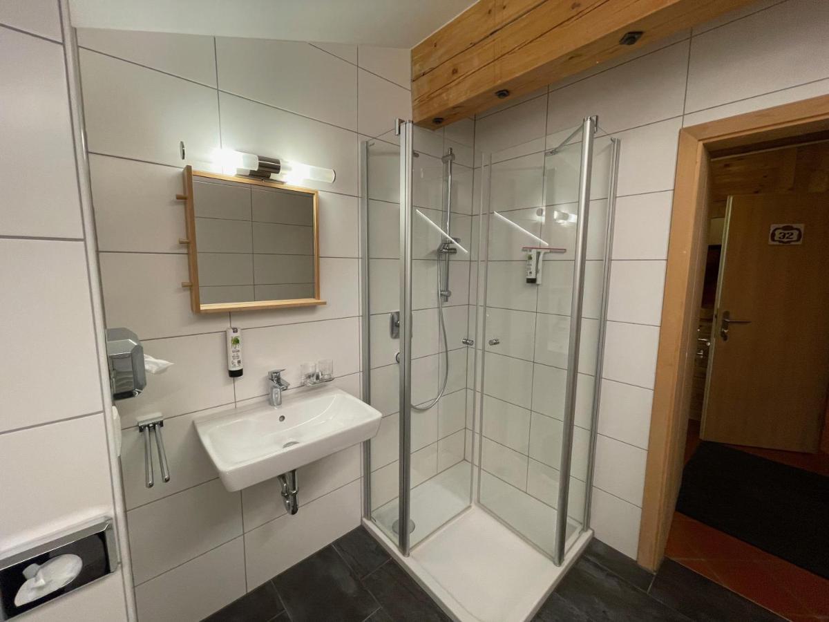Apartpension Barenwirt Leutasch Exterior foto